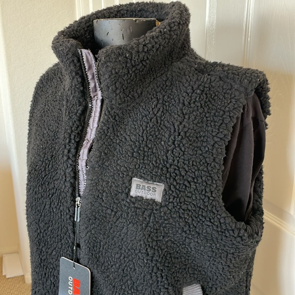 NWT Bass Outdoor Black Sherpa Vest Size Large - Picture 4 of 16